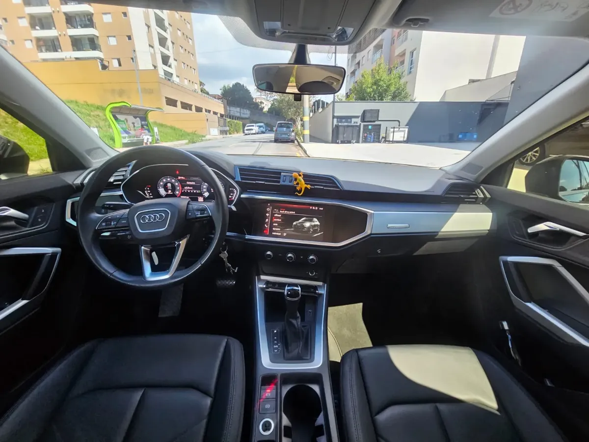 Audi Q3 2021 1.4 Black S-line Tfsi S-tronic 5p — foto 6