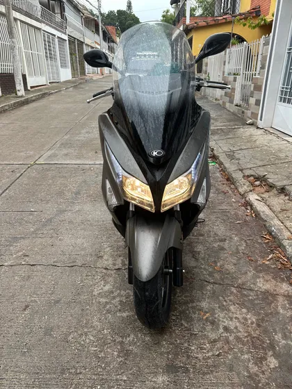 Kymco 300 Xtown Modelo 2023