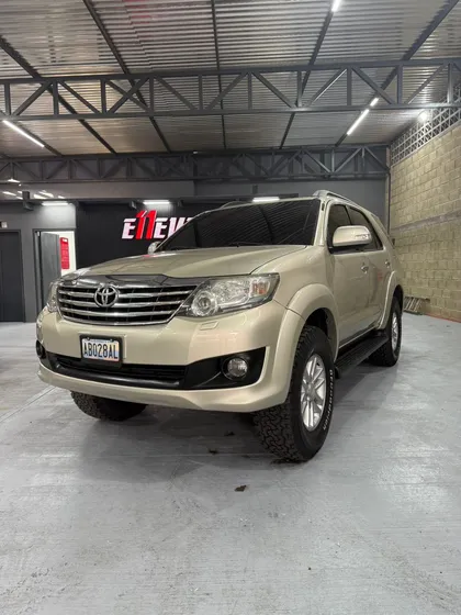 Toyota Fortuner 4x4 Blindada Automática 2013