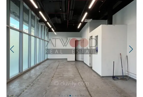 Local 133 M2 Hacia Av. Las Condes En Edificio De Oficinas