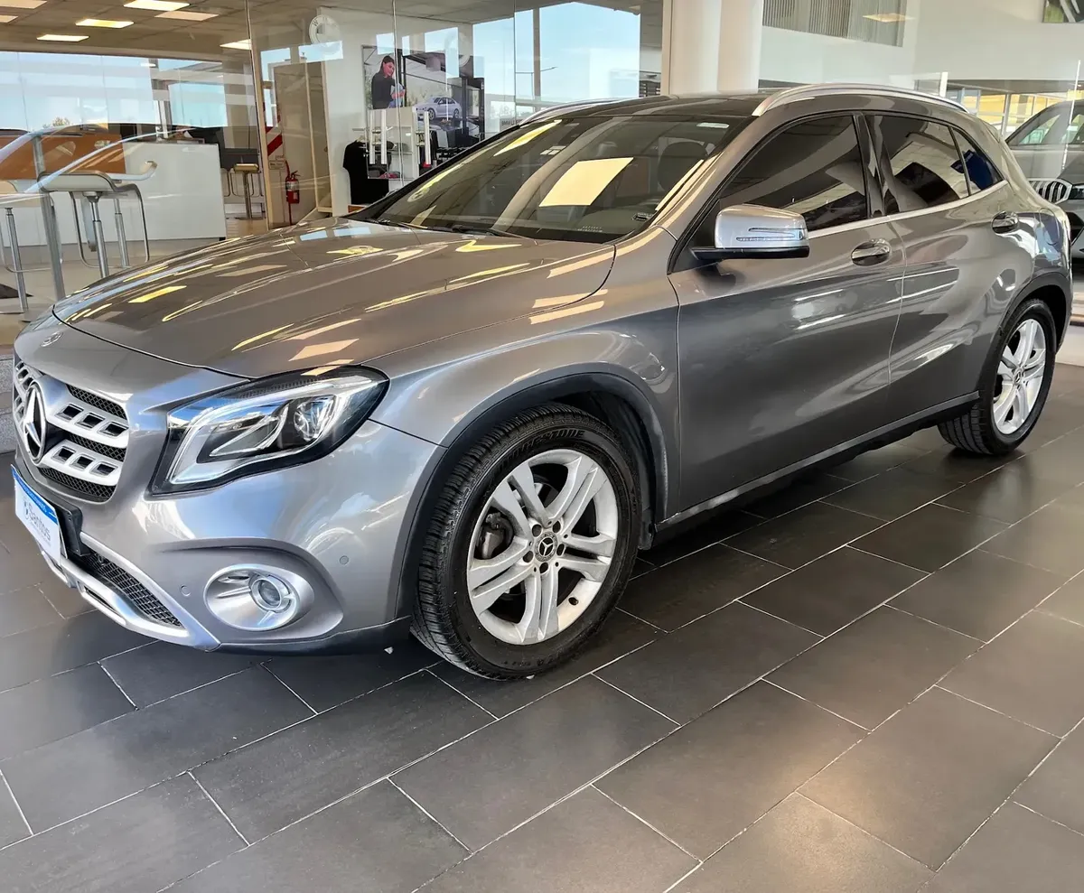 Mercedes-Benz GLA Class GLA200 Urban 1.6, 156 HP