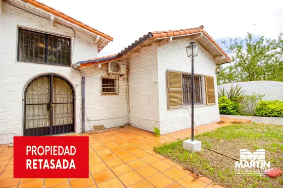 Casa En Venta En Martínez - 3 Ambientes Con Jardín