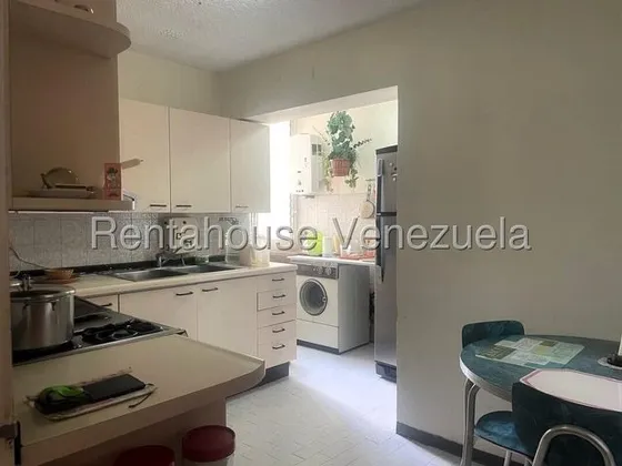 Oportunidad Amplio Y Cómodo Apartamento En Venta En Los Dos Caminos - Mls #25-19853 -jca