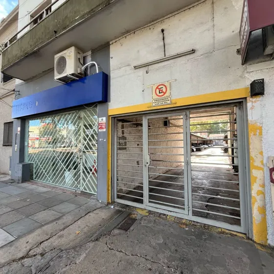 Cochera En Venta En Caseros