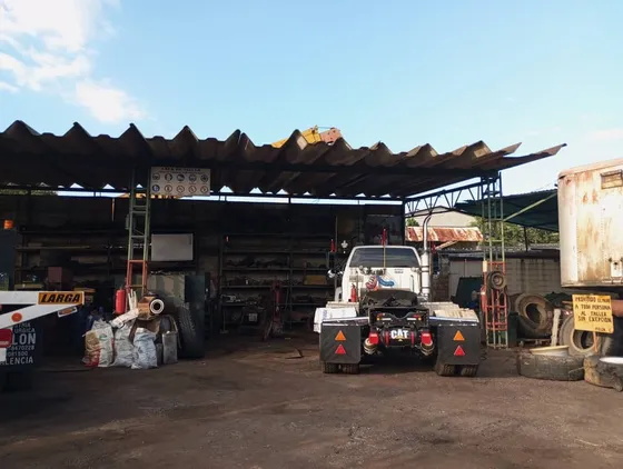 Luis V    Ofrece En Venta Terreno  Municipio  San Diego,   Estado  Carabobo Comercial Ubicado Frente Al Big Low Center, Detrás Del Concesionario Rústicos.       