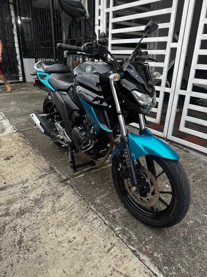 Fz25 - 2023