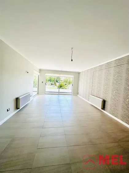 Departamento En Venta De 4 Dorm. En Colina