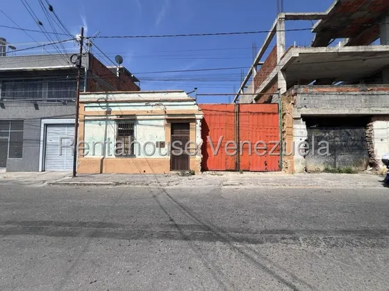 Terreno Comercial En Venta En Centro, Barquisimeto @profesional Inmobiliario Mehilyn Perez @