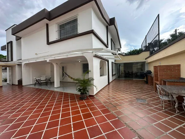 Yuraima Segura Vende Hermosa Casa En Urb. Prebo Ii Calle Cerrada En Valencia Estado Carabobo