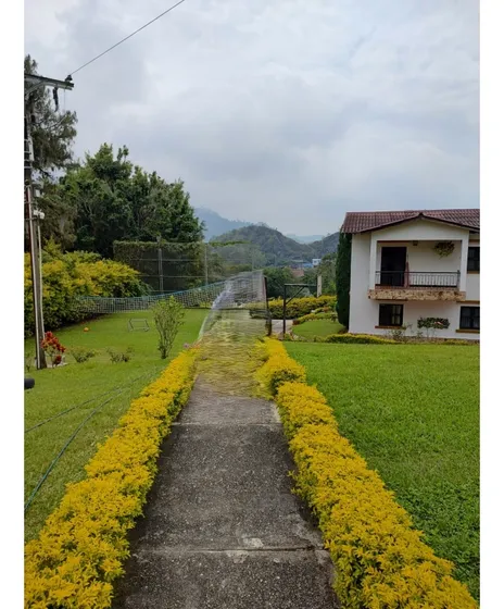 Venta De Casa Campestre De 450 Mtrs2 ,la Elvira,12610.a.