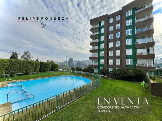Depto. En Condominio Con Estacionamiento