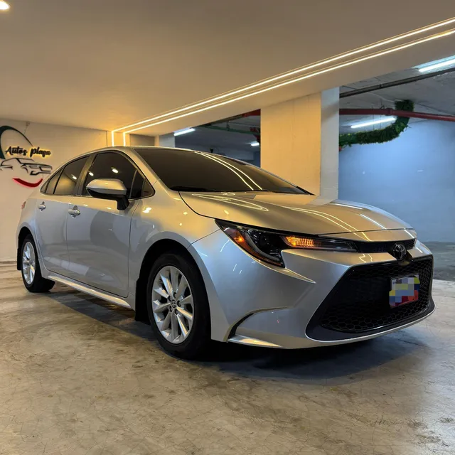 Toyota Corolla Le .
