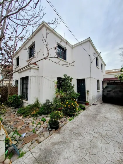 Hermosa Casa De Ñuñoa De 2 Pisos, 