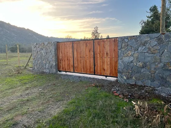 Venta De Parcelas En Terreno Plano  En San Clemente, Talca .