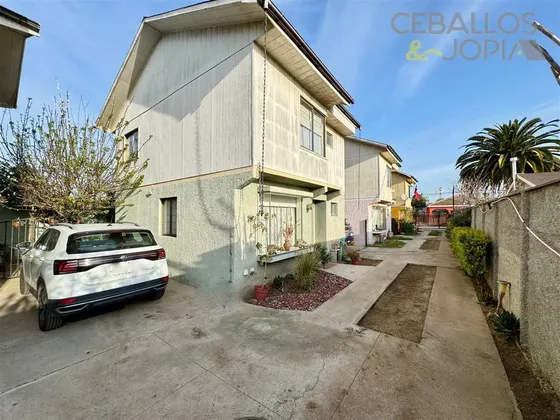 Casa En Venta De 3 Dorm. En Villa Alemana