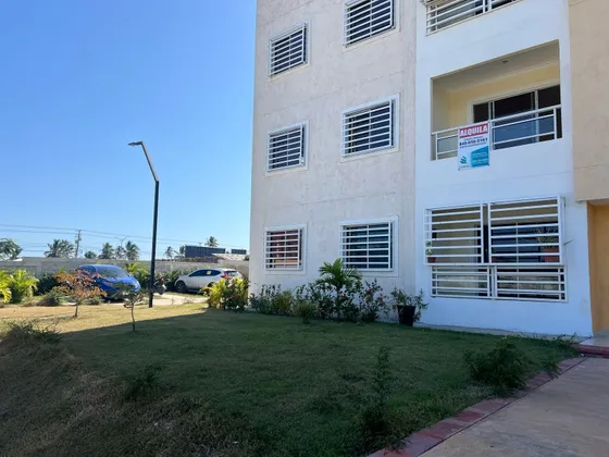 Se Alquila Apartamento En Residencial Emilia, Autopista Amer