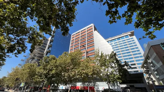 Nethaus Arrienda Gran Oficina Total Habilitada - Las Condes
