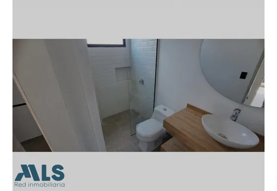 Casa Campestre En Parcelación En Rionegro - Secto...(mls#245811)