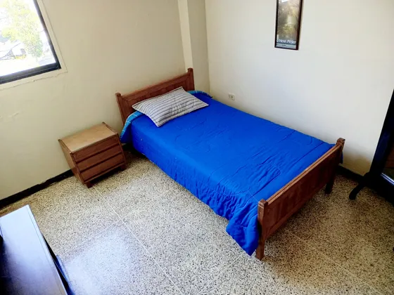 Habitación En Alquiler Caballero - Colinas De La California 