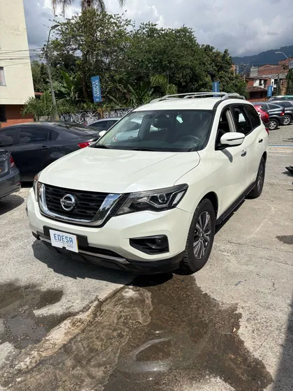 Nissan Pathfinder 3.5 R52 Sense