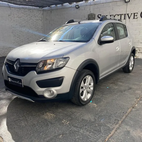 Renault Sandero Stepway 1.6 Dynamique 105cv