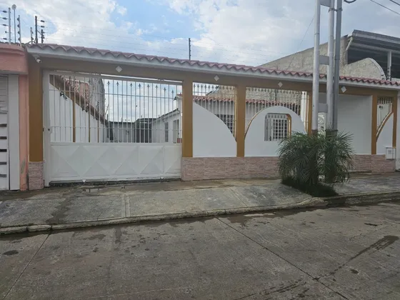 Se Vende Casa En Urbanización La Ciudadela 
