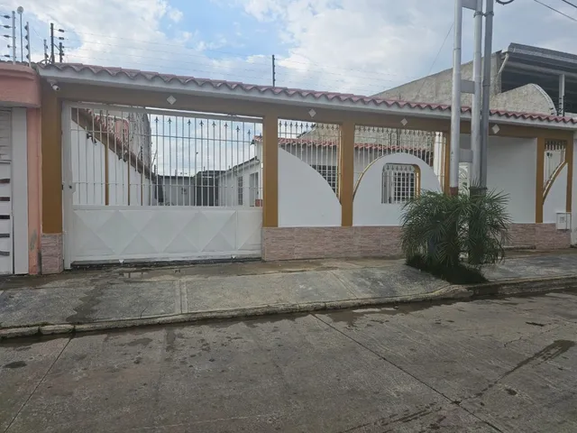 Se Vende Casa En Urbanización La Ciudadela 