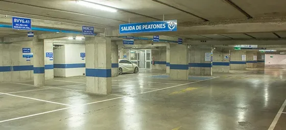 Estacionamientos En Edificios De Ciudad Empresarial