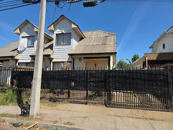 Tenemos En Venta Casa Comuna De Curico