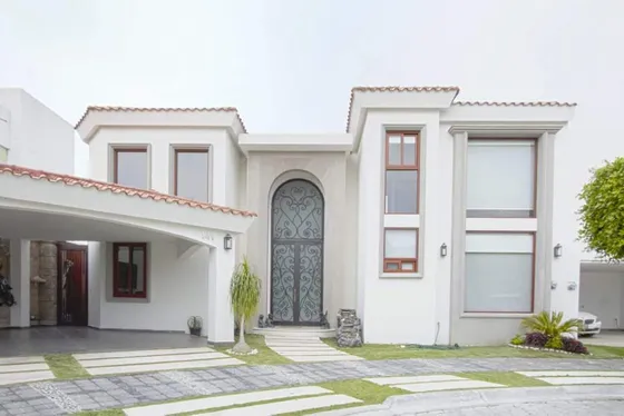 Venta De Casa En Lomas De Angelópolis Cluster 333