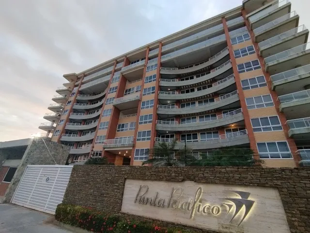 Apto. Moderno Con Una Maravillosa Vista Al Mar!
