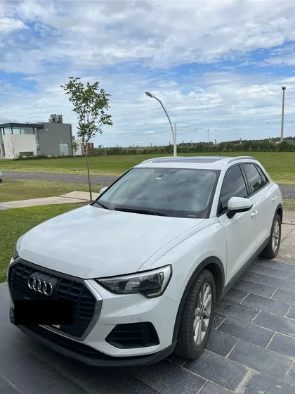 Audi Q3 1.4 35tfsi 150 Cv