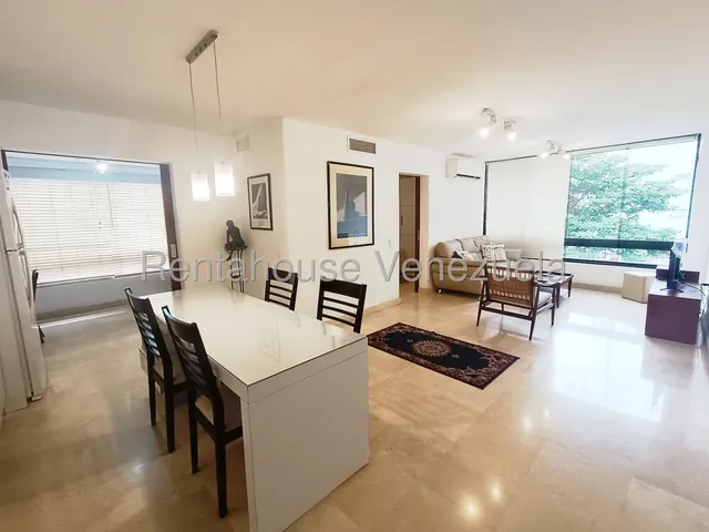 Apartamento En Alquiler En La Castellana Jr