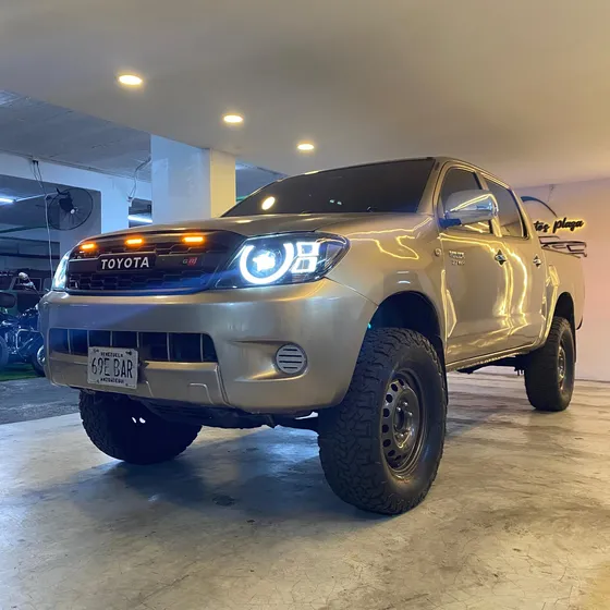 Toyota Hilux .