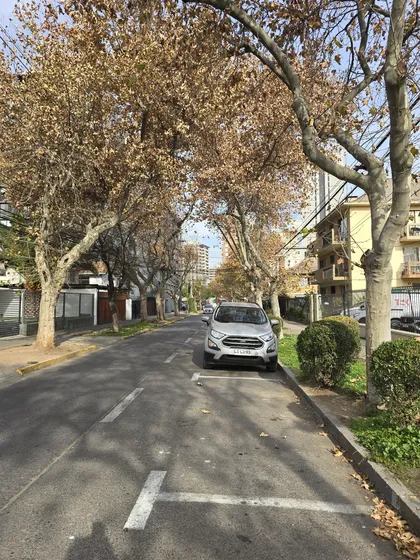 Departamento En Ñuñoa 40 M2 Más Bodega, A Pasos Metro