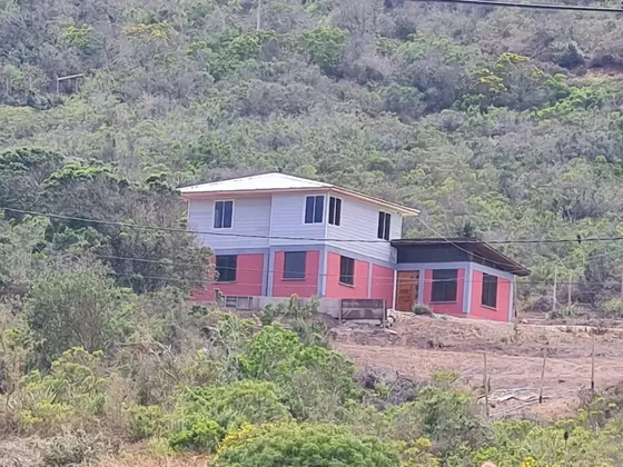 Parcela Con Vista Al Mar Y Casa Nueva Amoblada