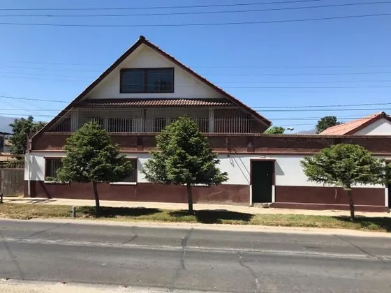 Casa En Venta En Limache