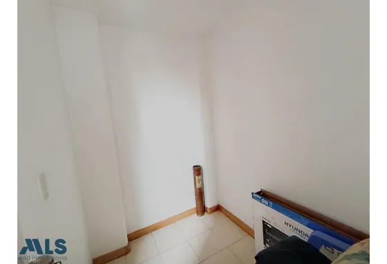 Apartamento Sexto Piso Dúplex En Laureles(mls#255822)