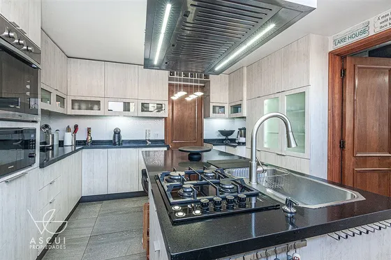Departamento En Venta En Vitacura