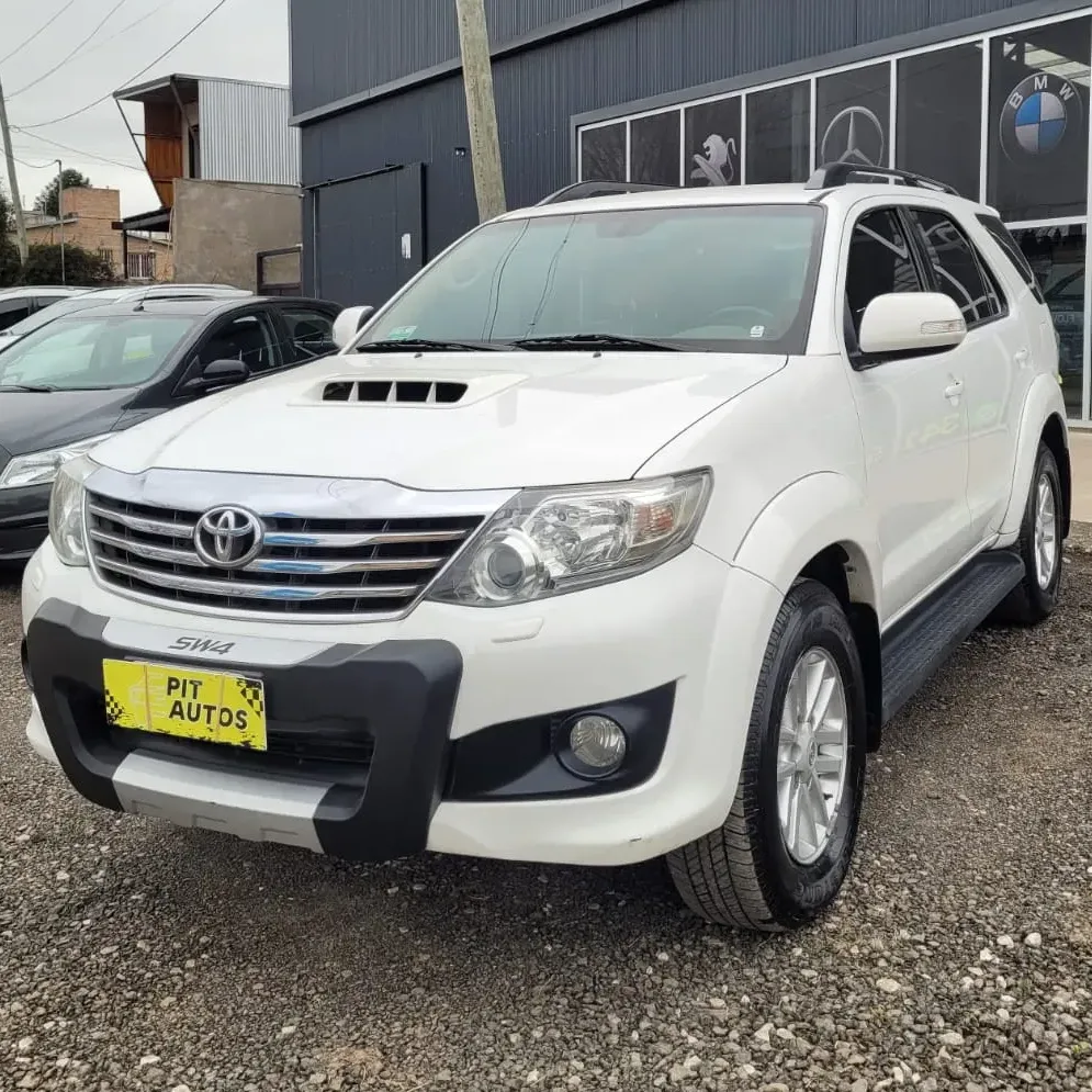 Toyota Hilux SW4 3.0 Srv Leather I 171 HP 4x4