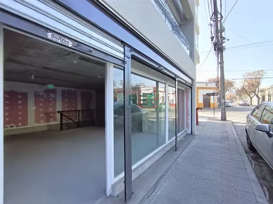 Venta Locales Comerciales A Pasos De Nueva Estación Cumming