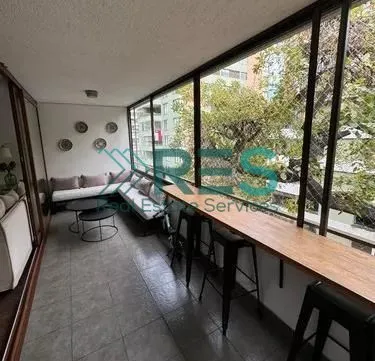 Departamento En Venta De 2 Dorm. En Vitacura
