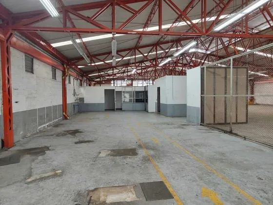 Bodega En Arriendo Ubicada En Itagui Sector Los Naranjos (25299).