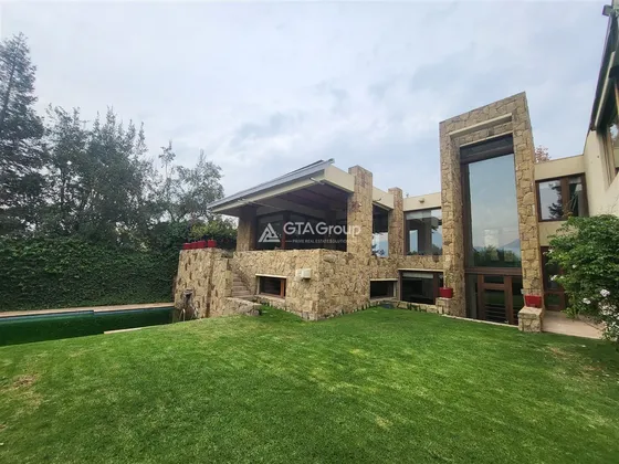 Arriendo Gran Casa 7d&#43;7b. Las Lomas De La Dehesa