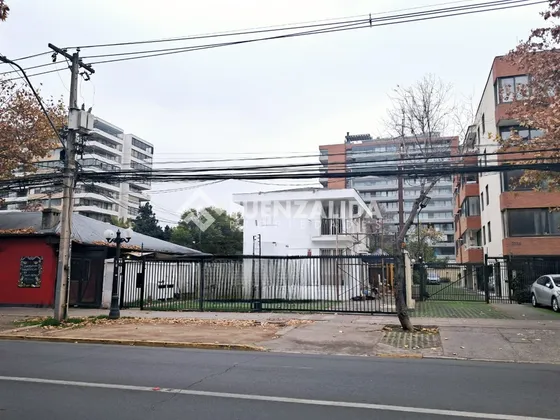 Casa Comercial En Arriendo En Providencia