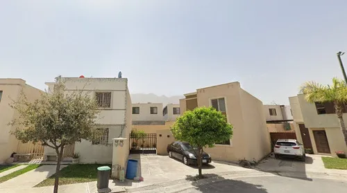 Casa En Recuperacion En Col. Las Lomas Nl Sh05