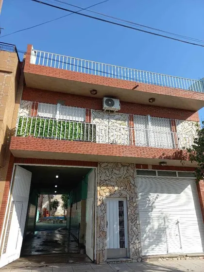 Casa En Venta - 3 Dormitorios 3 Baños 3 Cocheras - 440mts2 - Lomas Del Mirador, La Matanza