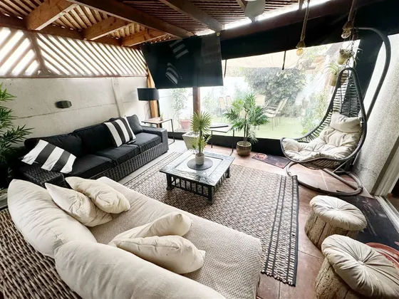 Casa En Venta De 4 Dorm. En Huechuraba