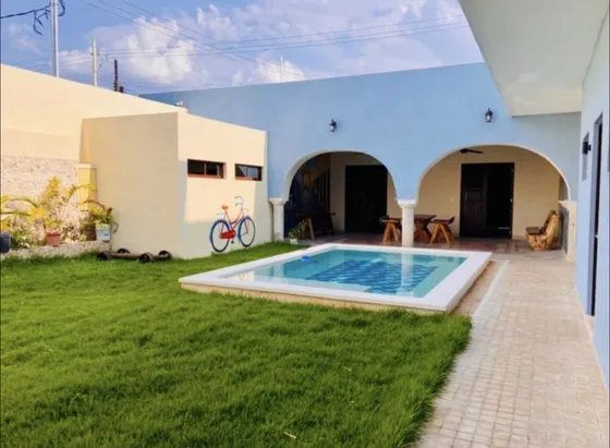 Estudio Amueblado Con Alberca Y Jardin En Renta