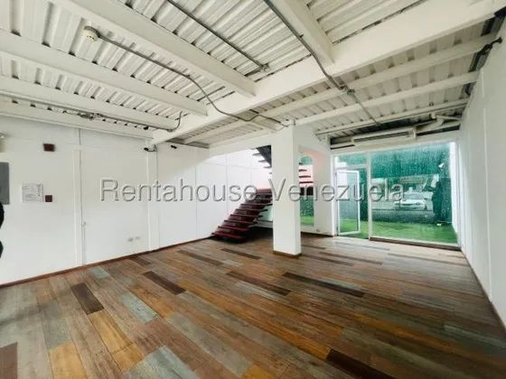 Valeria Chong Local Alquiler Barquisimeto Lara Nueva Segovia Zona Este Económico Comercial Economico Código Inmobiliaria Rent-a-house 25-23350